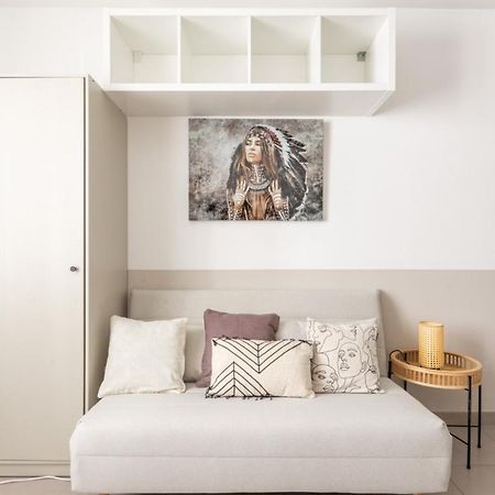 Sweet Studio By Plaza Apartment Chessy  Bagian luar foto