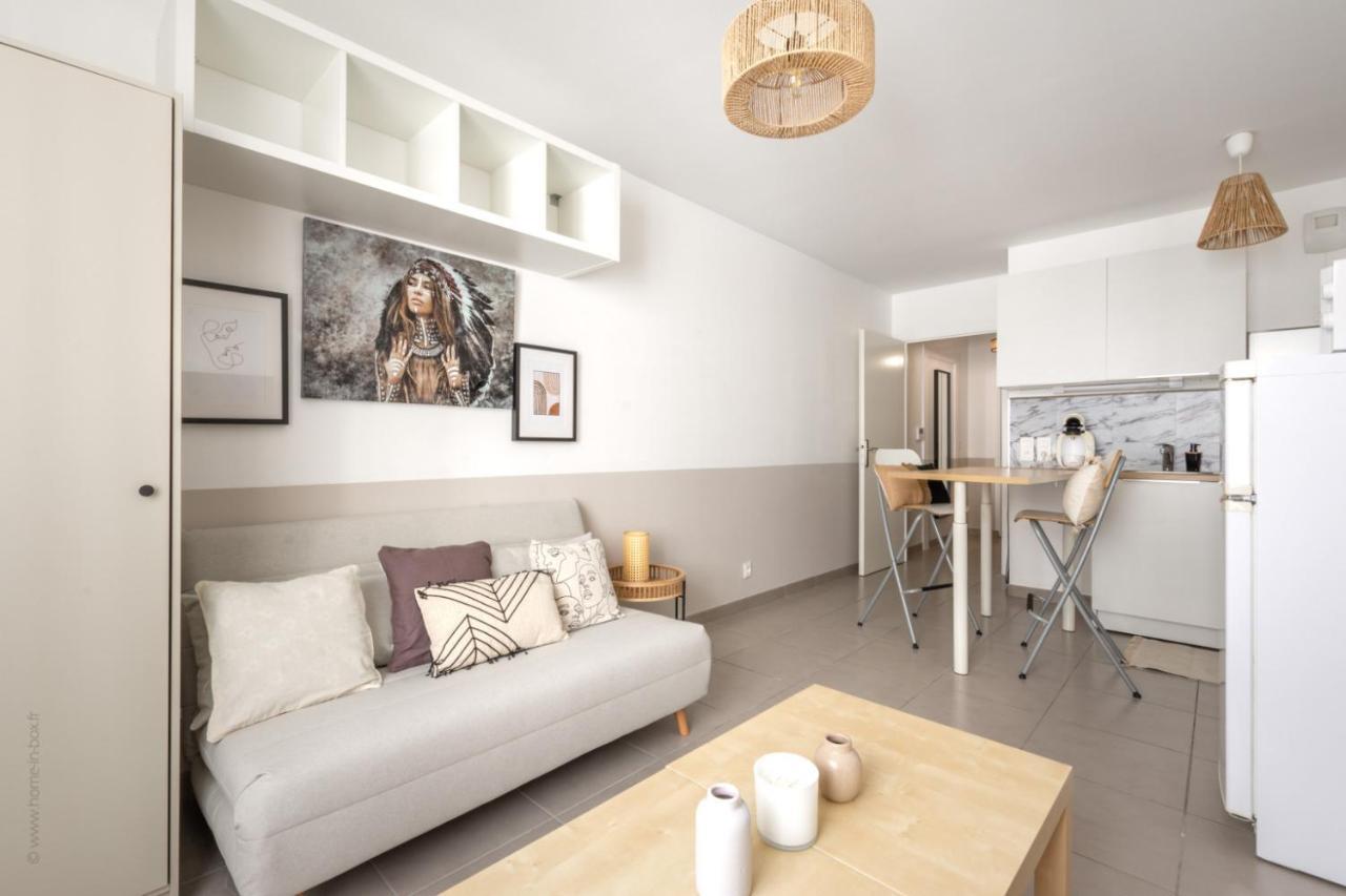 Sweet Studio By Plaza Apartment Chessy  Bagian luar foto